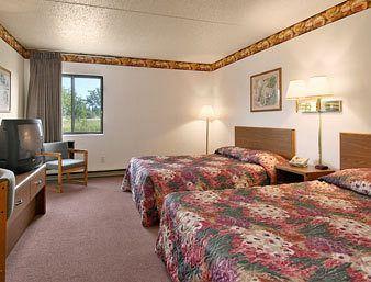 Super 8 By Wyndham Luverne Room photo