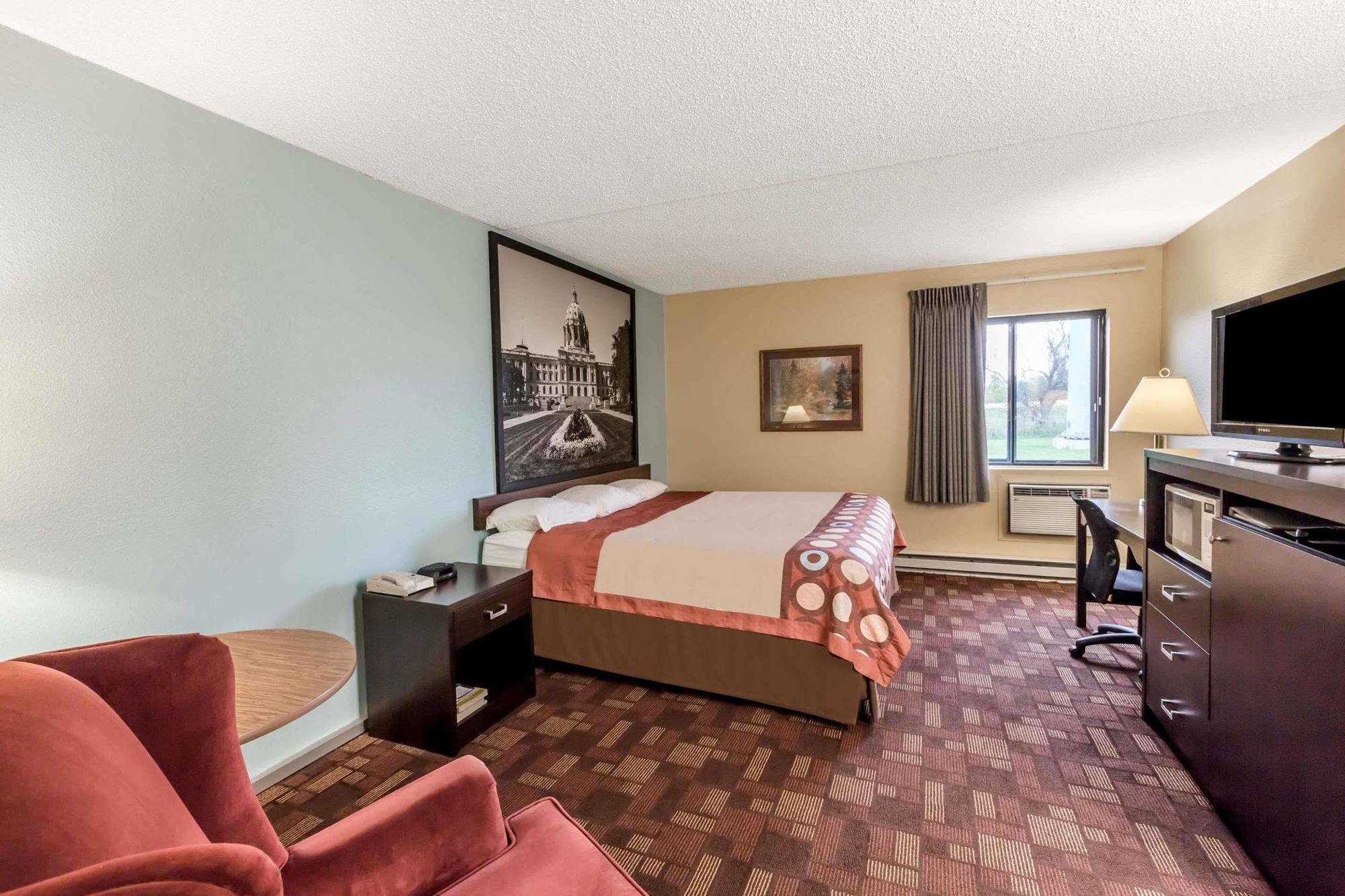 Super 8 By Wyndham Luverne Exterior photo